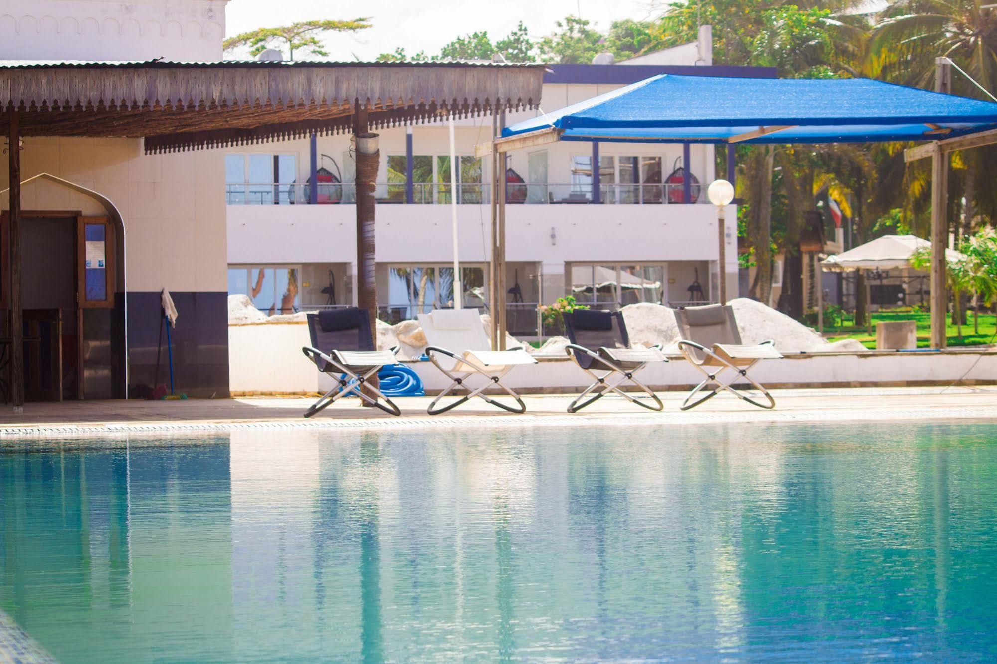 Mtoni Marine Hotel 5*