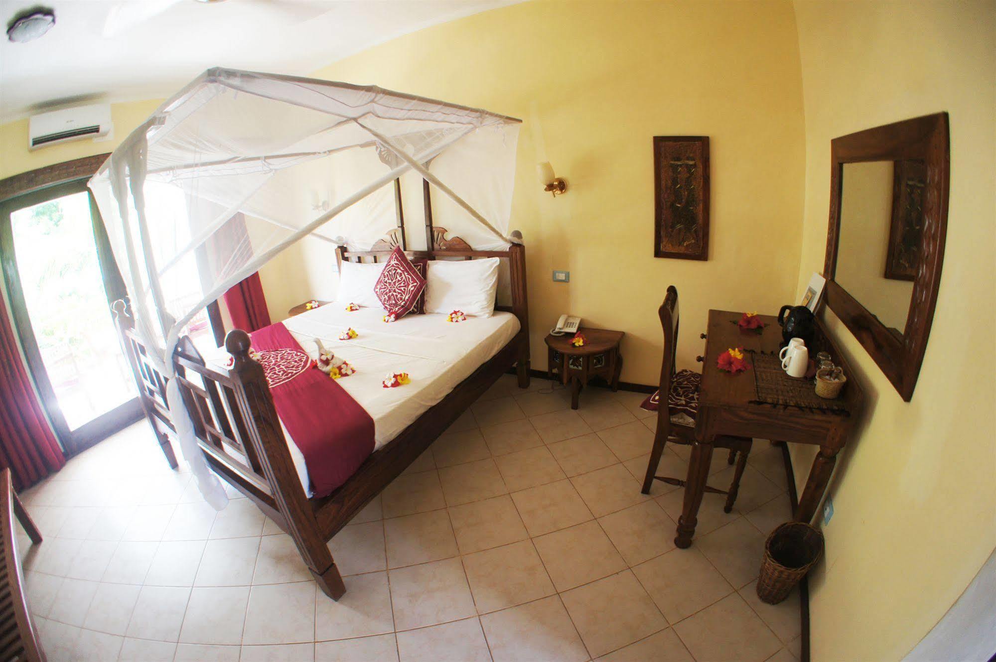 Uroa Bay 4* Zanzibar