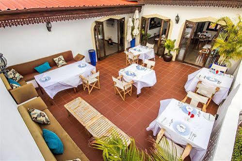 Hotel Kisiwa House