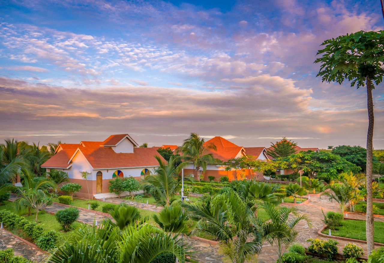 Hotel Azao & 4*