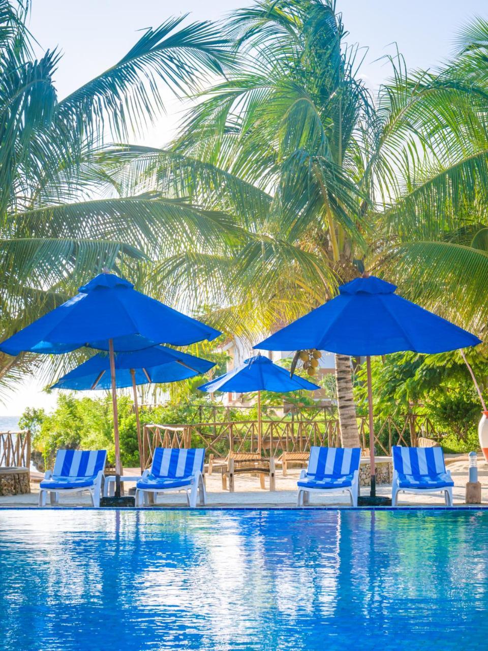 Hotel Azao &