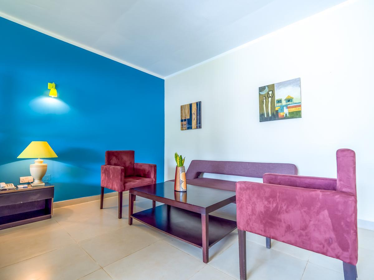 Hotel Azao & Pongwe