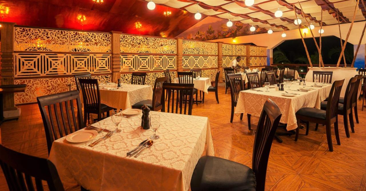 Hotel Azao & Pongwe