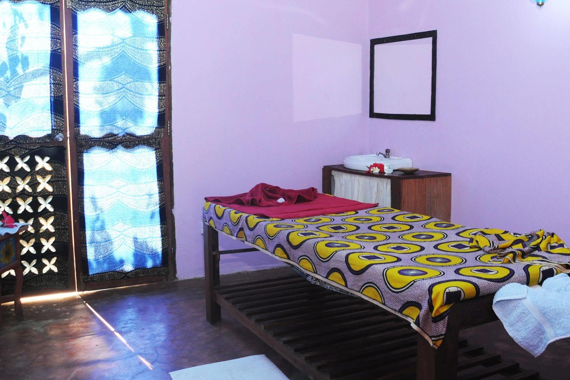 Ahg Waridi & Resort 4*