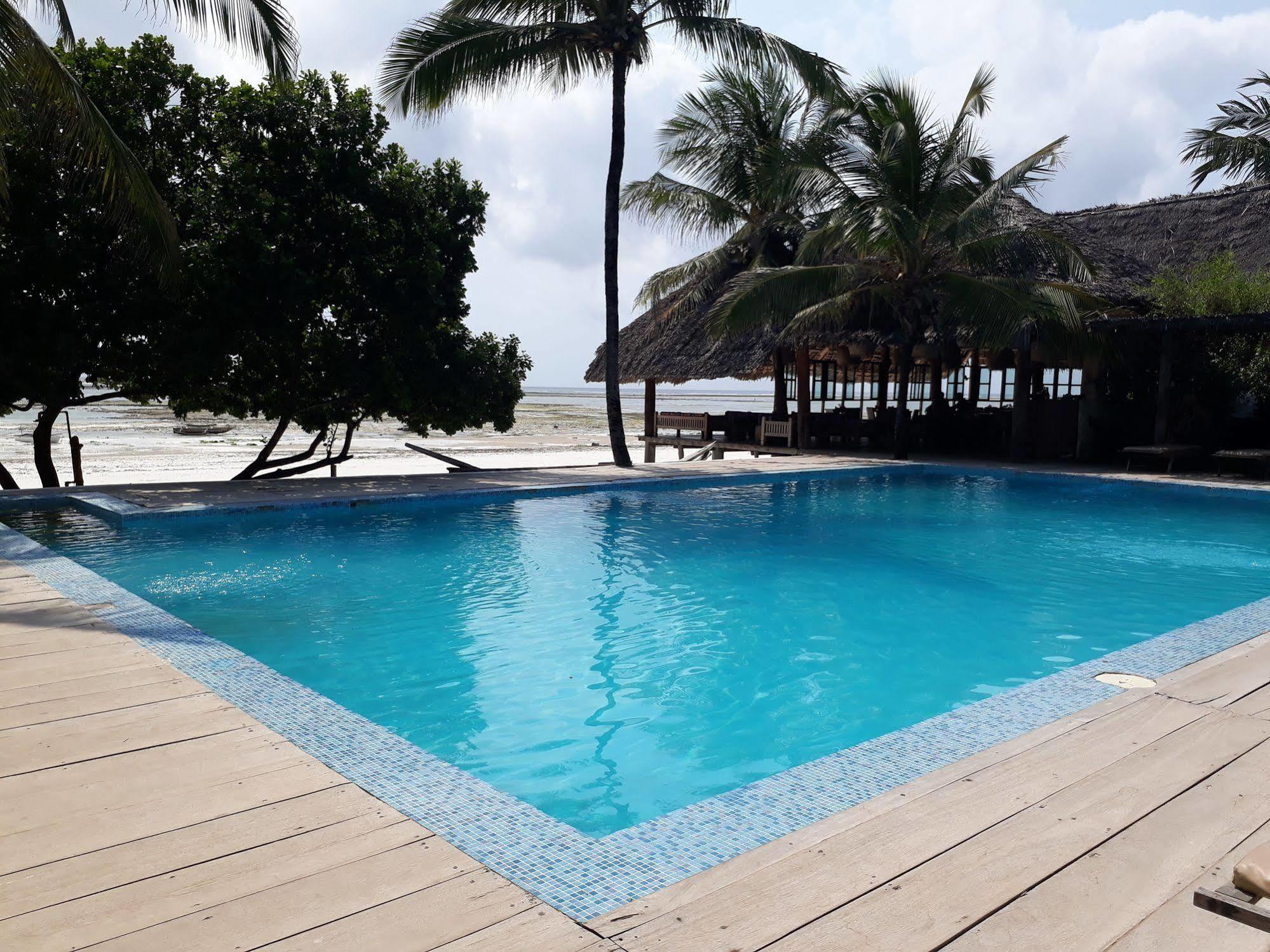 Albatross Ocean View Hotel 4*