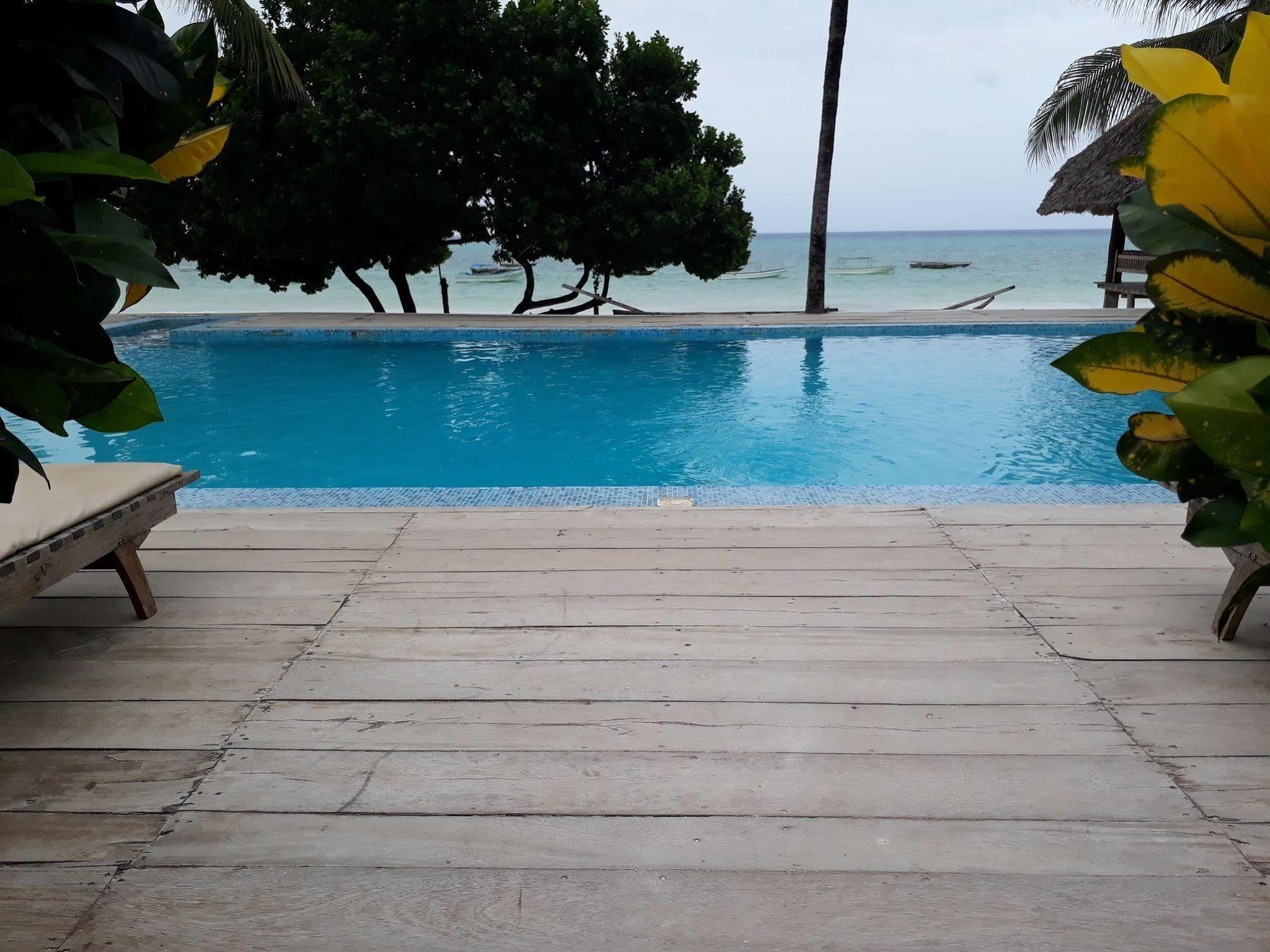 Albatross Ocean View 4*
