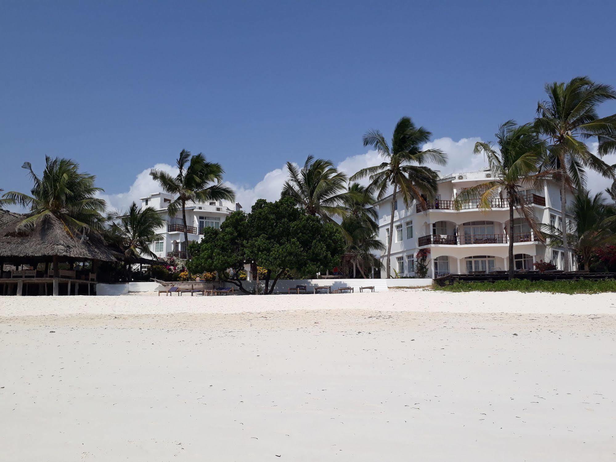 Albatross Ocean View Hotel 4*