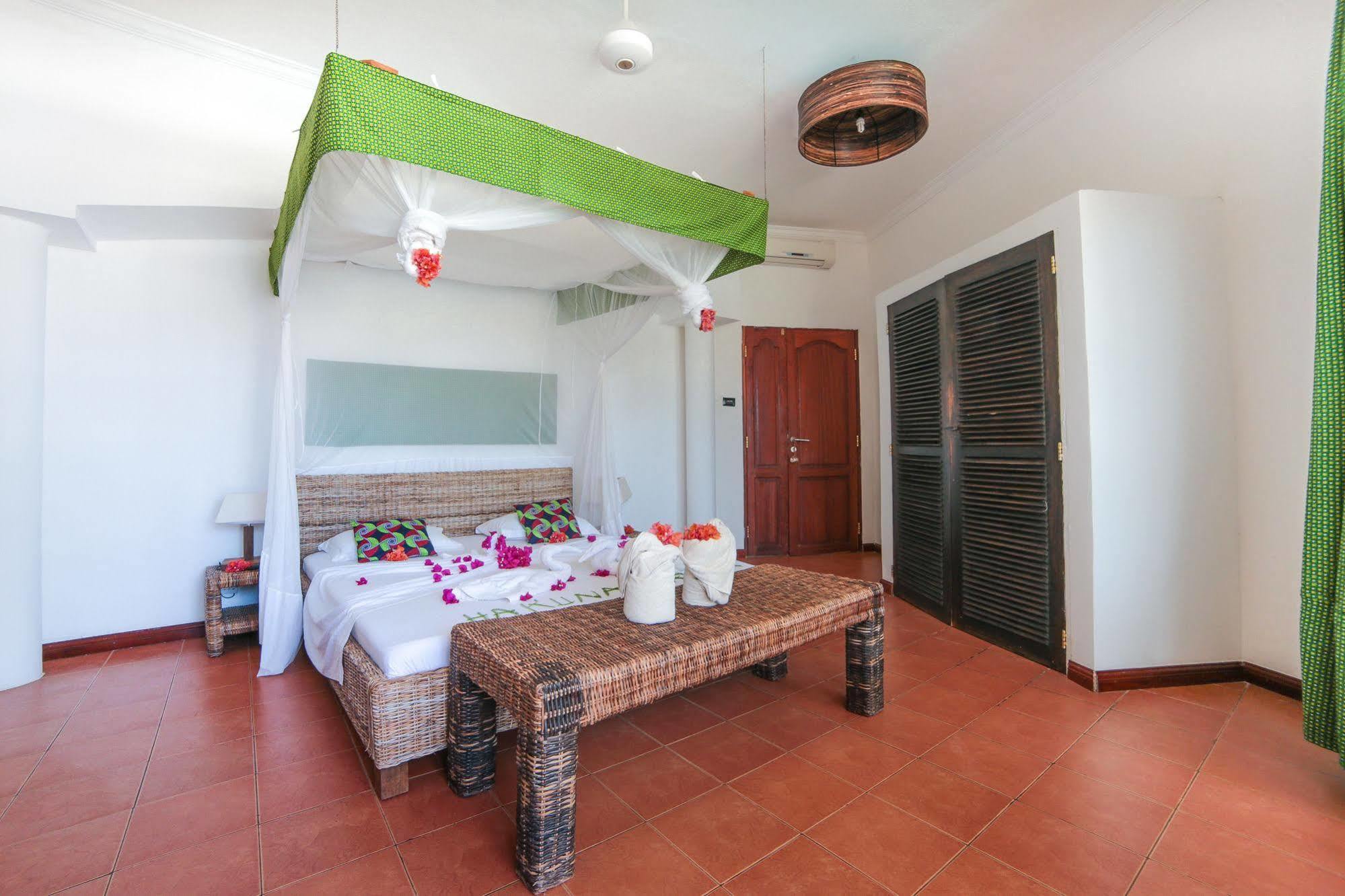 Albatross Ocean View Dongwe