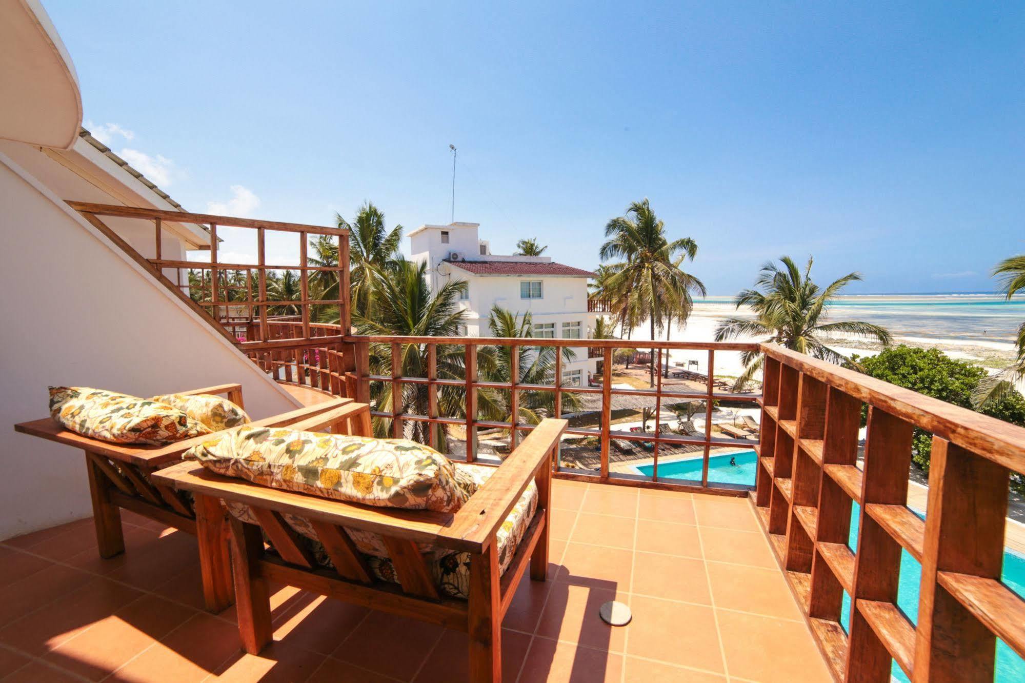 Hotel Albatross Ocean View