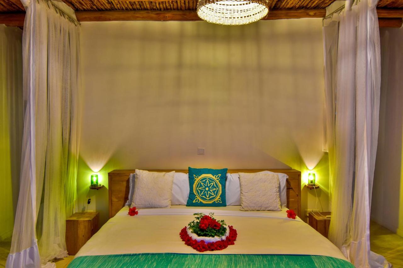 Zanbluu Kiwengwa (Zanzibar)