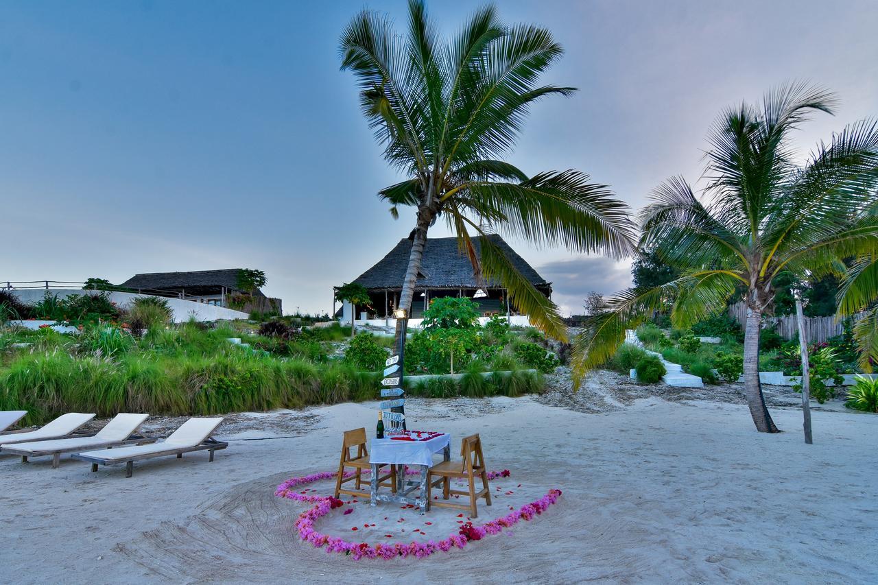 Zanbluu * Kiwengwa (Zanzibar)