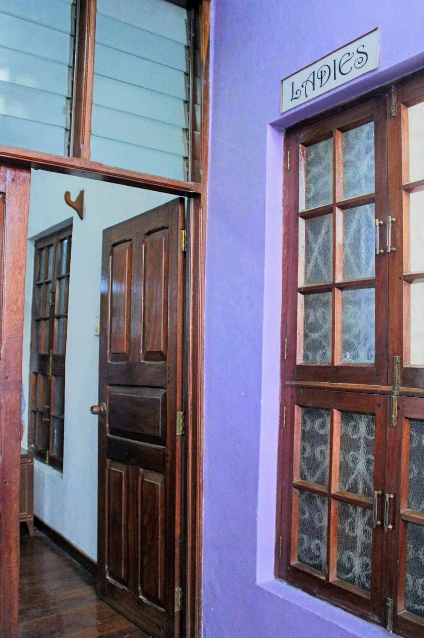 Hostel Cubic *