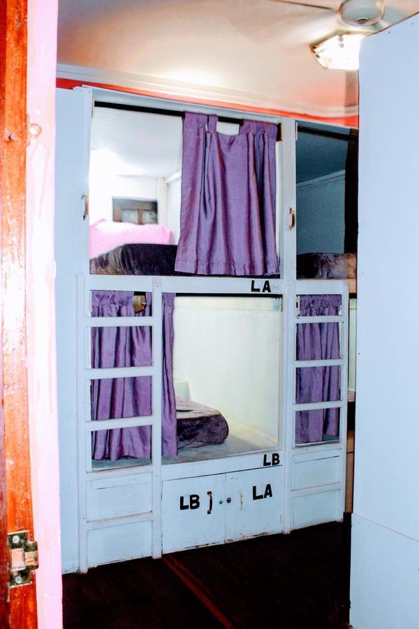 Cubic * Zanzibar