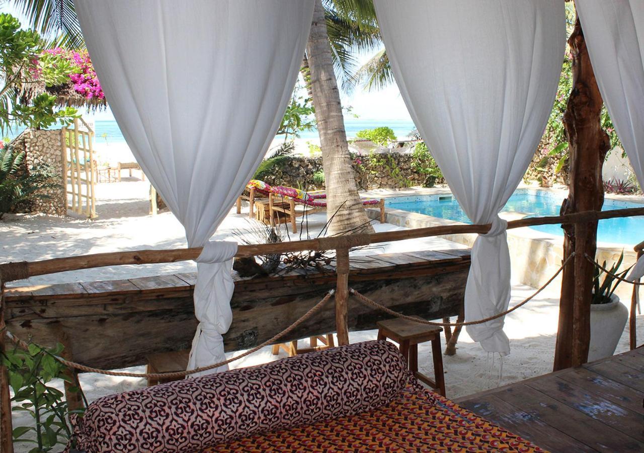 Moyo Villa Kipara Villa *