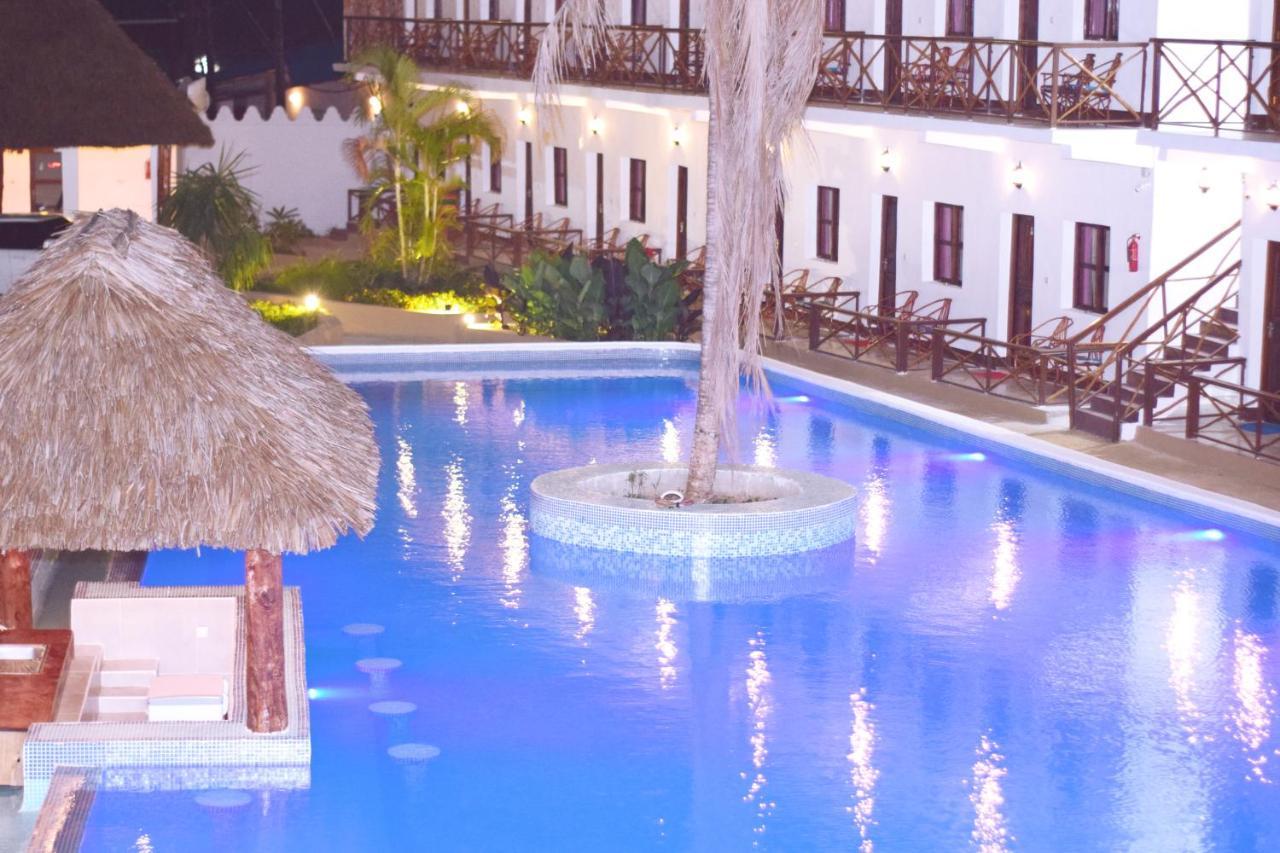 Amaan Hotel 3*
