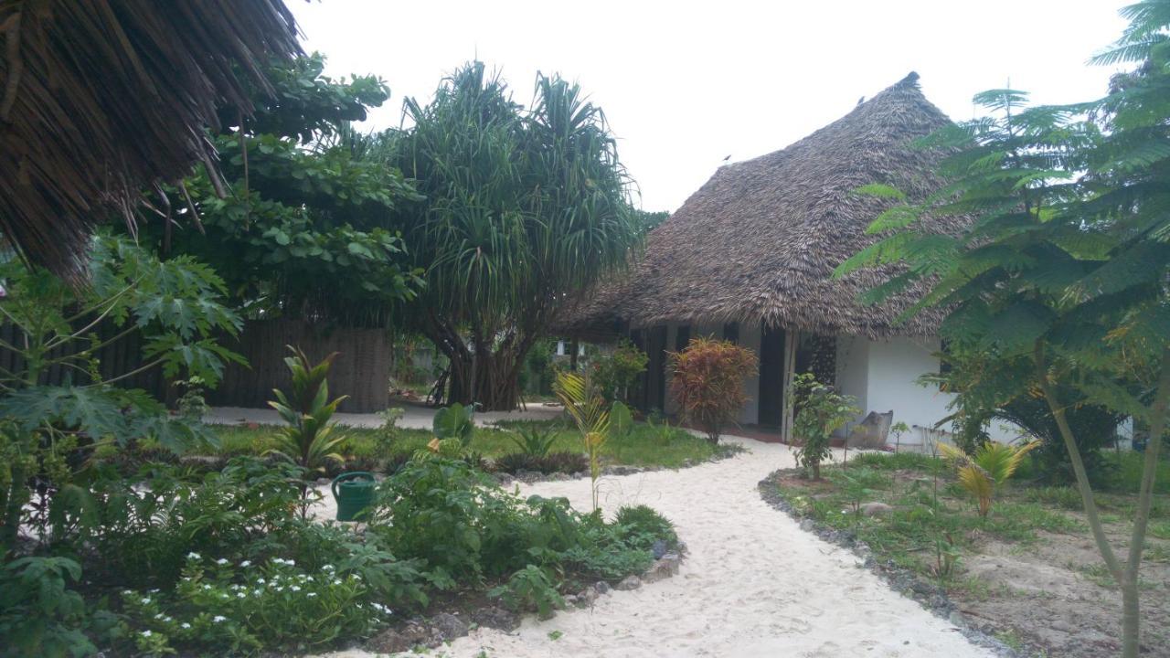Kaskazi Beach Bed & Breakfast *