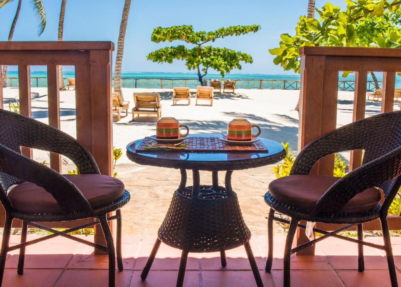 Vrclub Palms Hotel Paje
