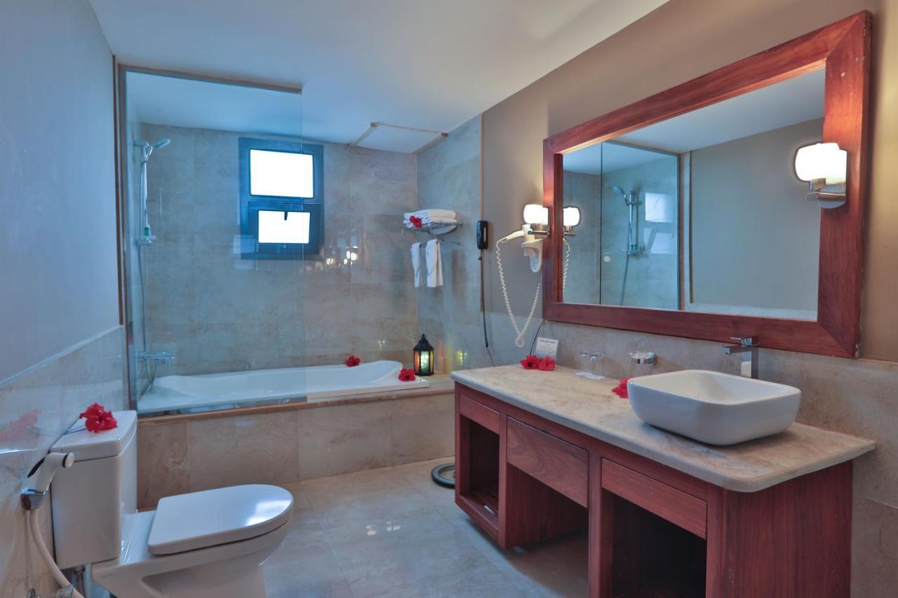 Ngalawa Hotel And Resort Zanzibar