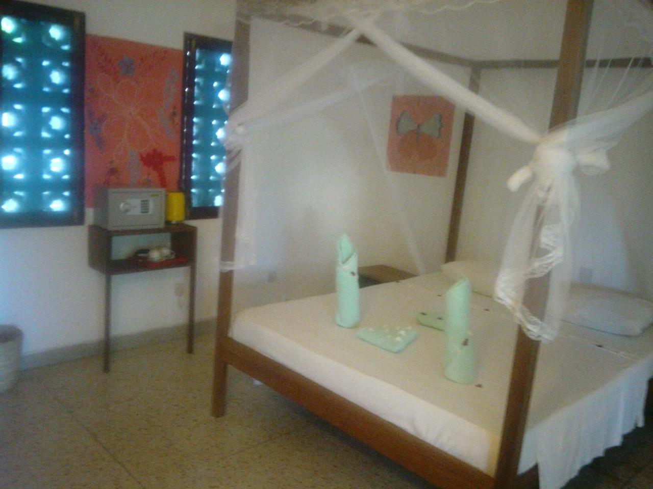 Art Zanzibar 3*