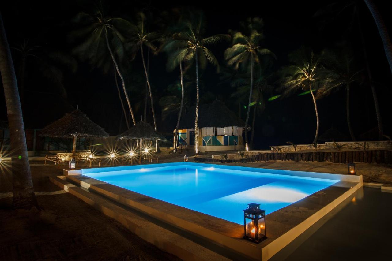 Hotel Tsunami Village