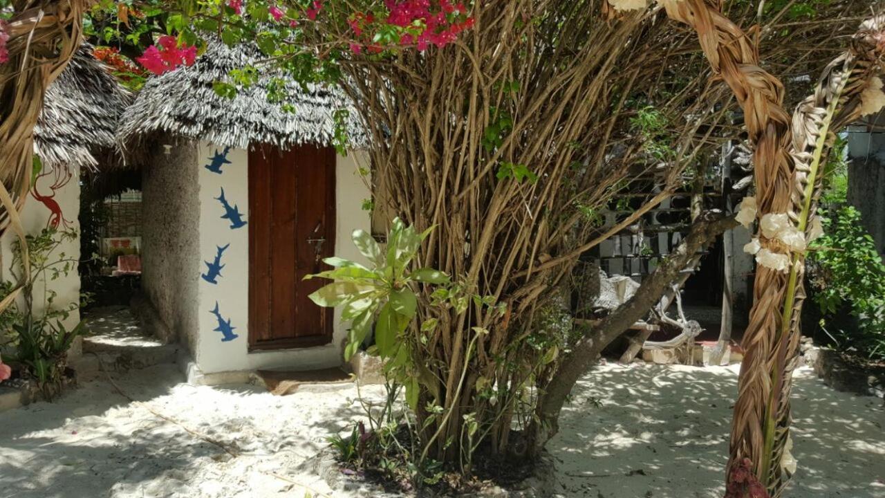 Mustapha' S Place Bwejuu