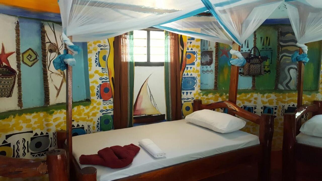 Mustapha' S Place 3* Bwejuu