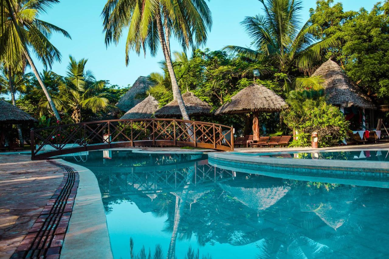 Resort Uroa Bay