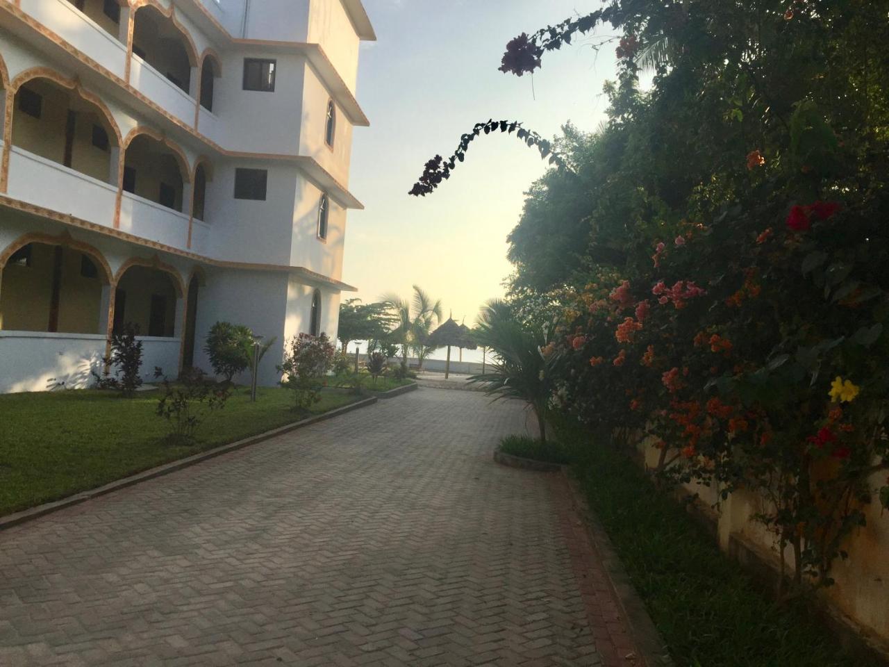 Mandhari Matemwe Hotel 4*