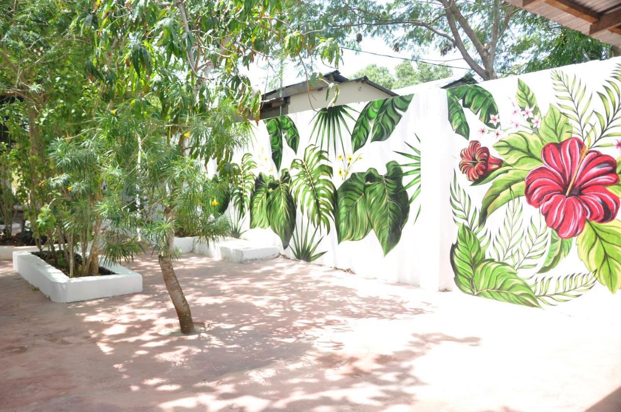 Papaya Hotel