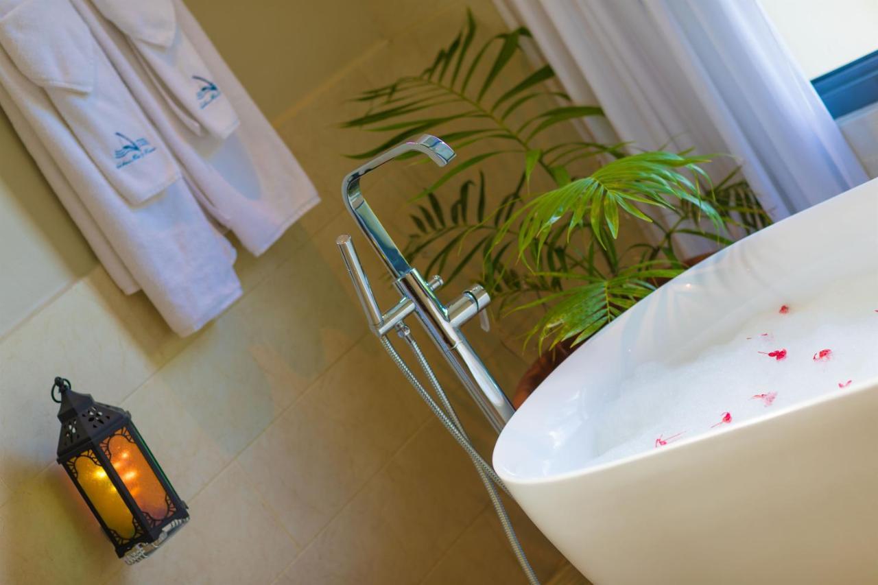 Ngalawa Hotel And Resort 5*