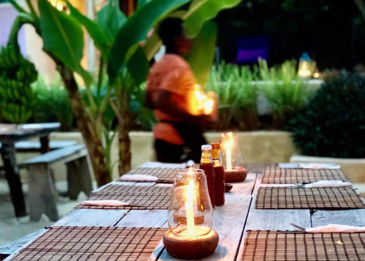 Zanzistar Lodge