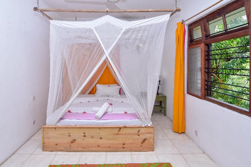 Hiliki House 3*