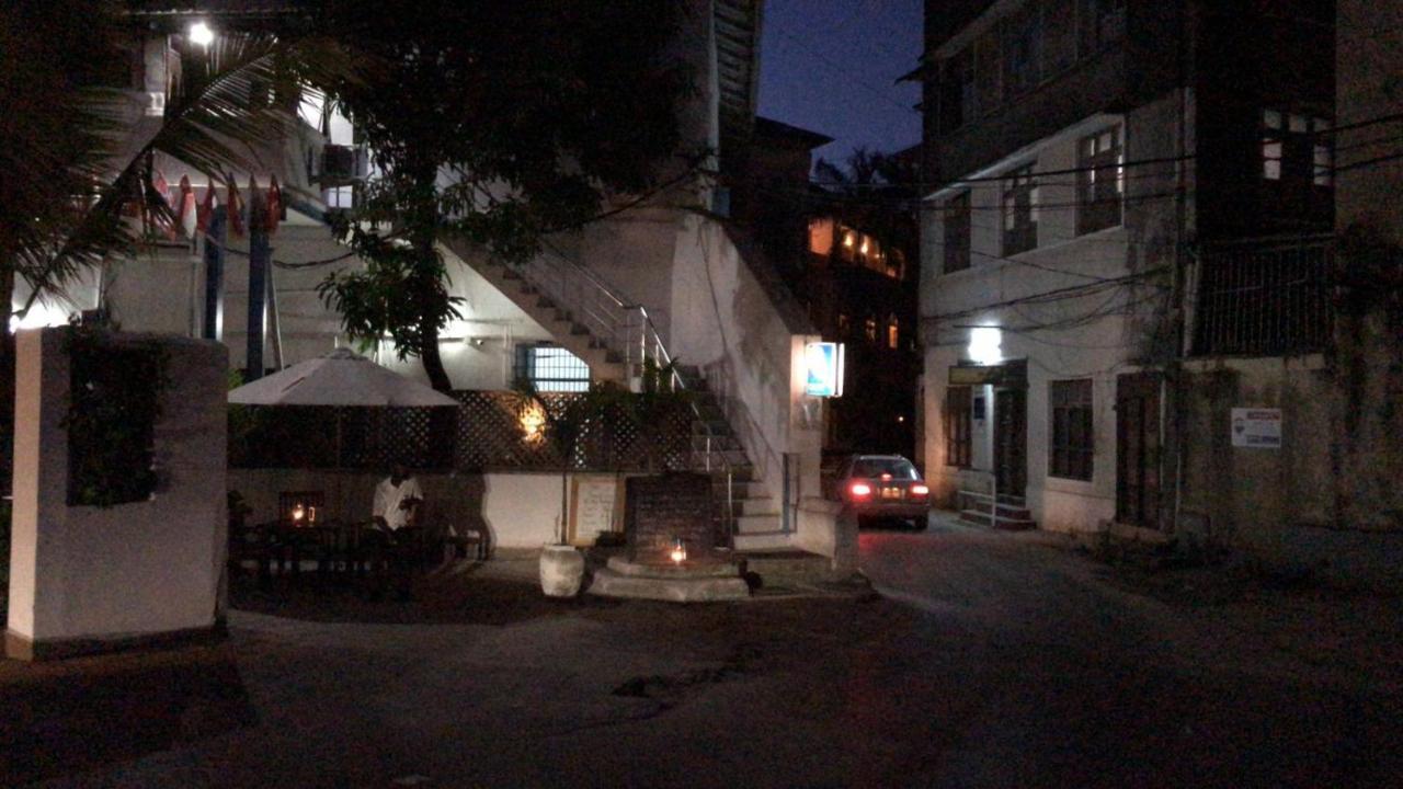 Hotel Jua And Restaurant Stone Town *