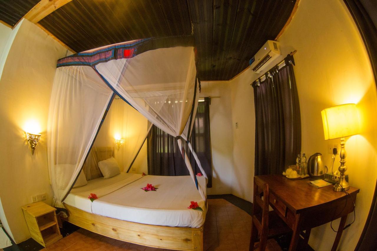 Hotel Sherekea Bwejuu