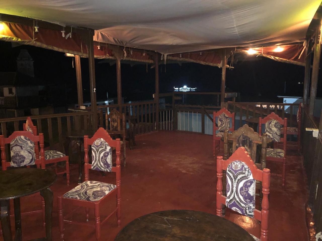 Hostel Bottoms Up Zanzibar