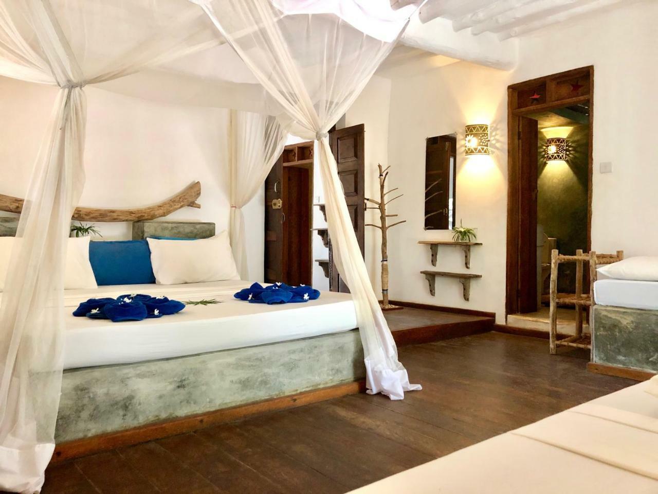 Guest house Zanzistar Lodge