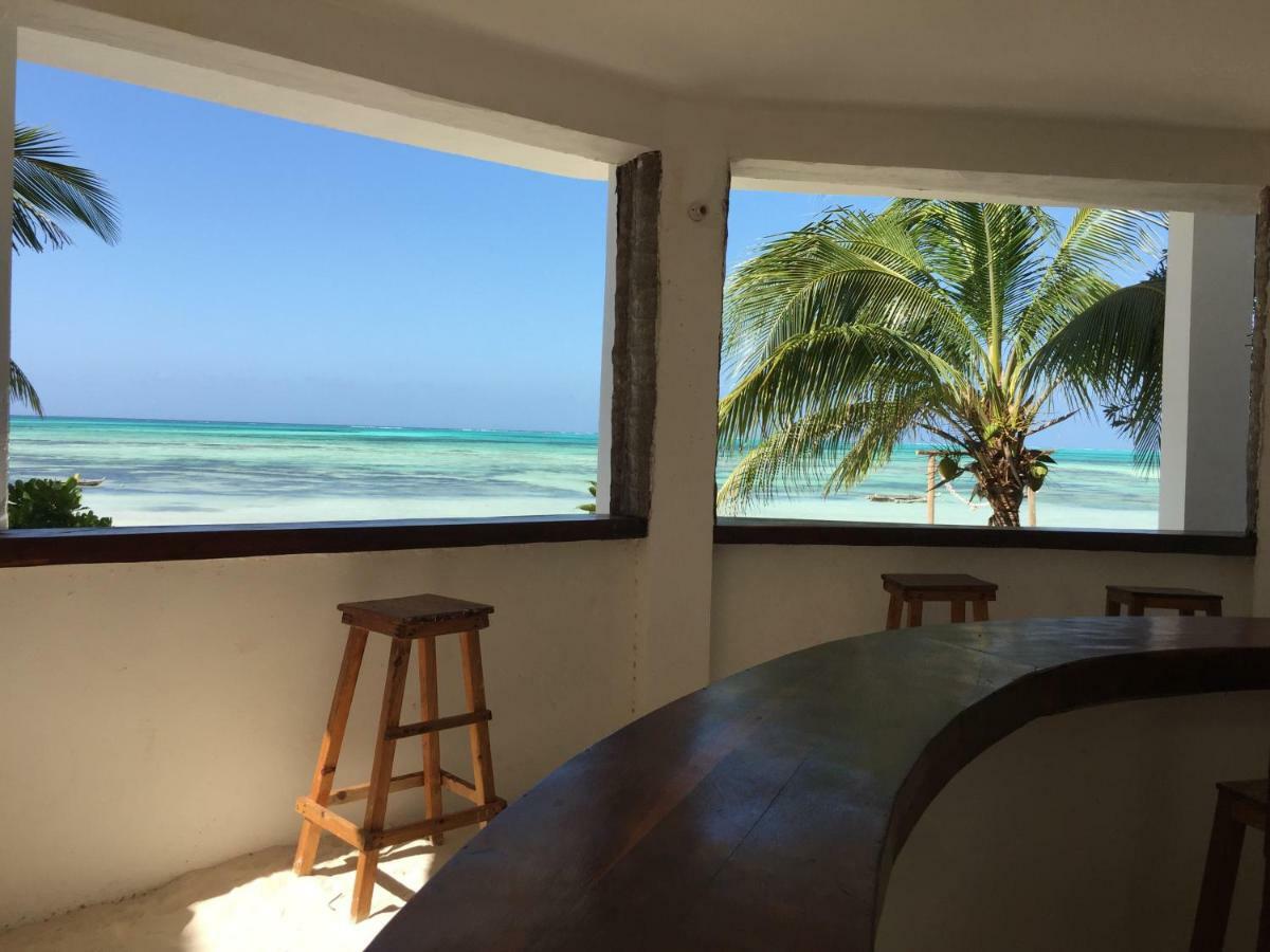 Mina Beachhouse