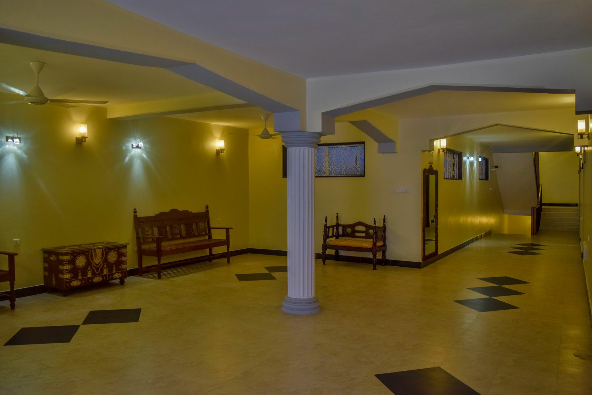 Hotel Tembo Palace