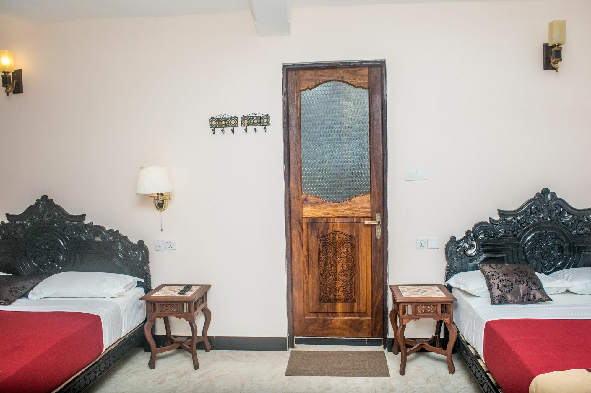 Hotel Tembo Palace