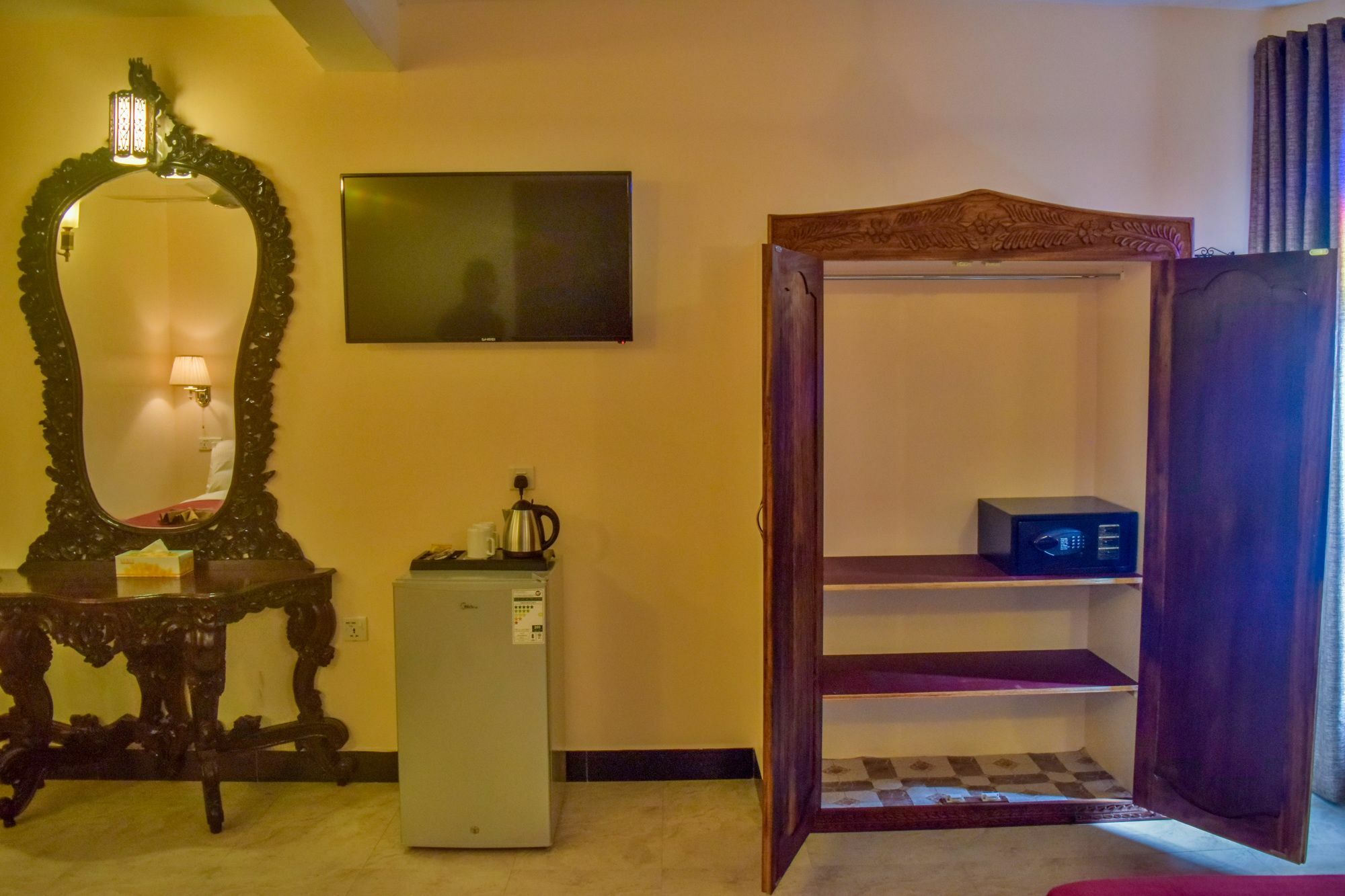 Hotel Tembo Palace 4*