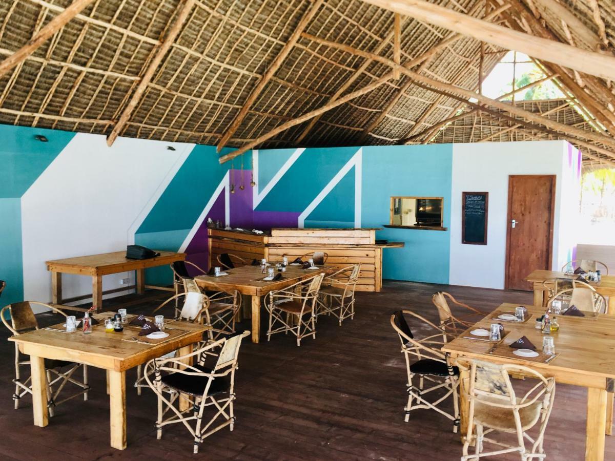 Tsunami Village 4*