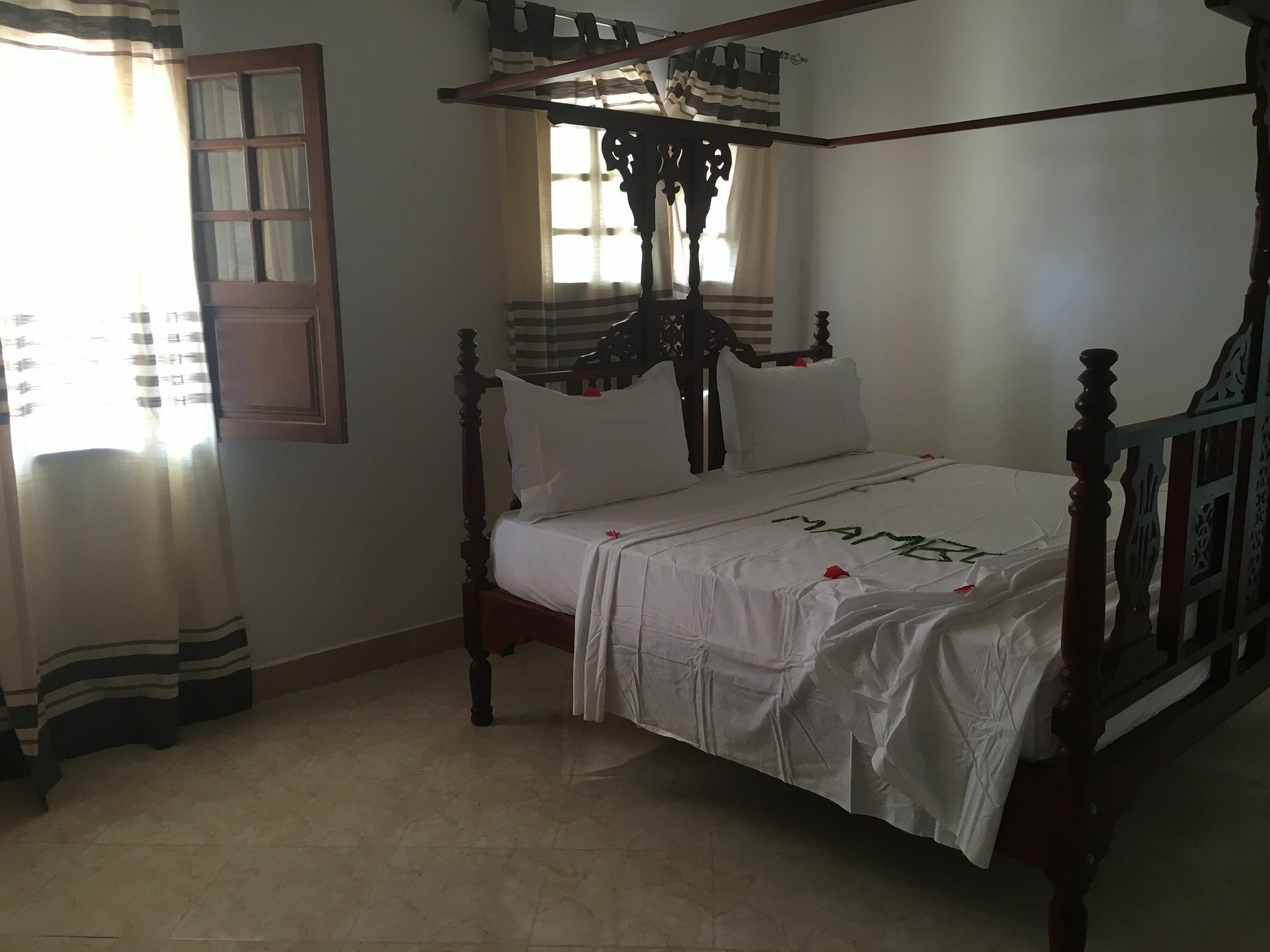 Bazi's House 3* Bwejuu