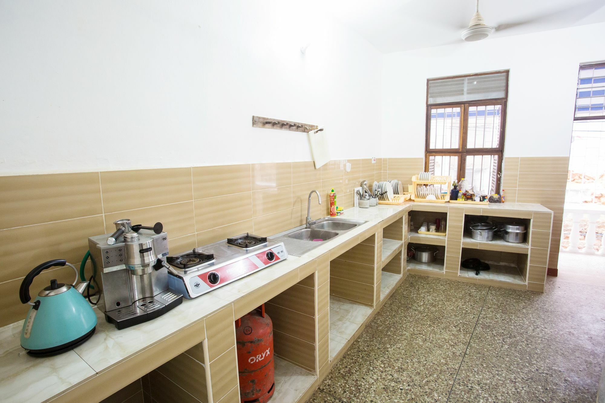 Hostel To Stone Town *