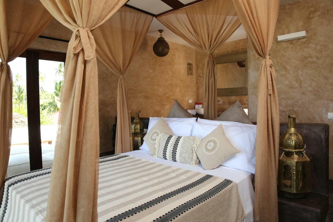 Joya' & Hotel Jambiani (Zanzibar)