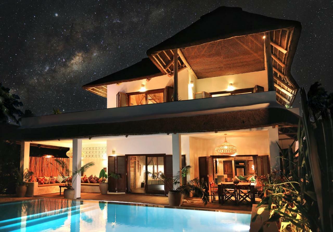 Joya' & Hotel *