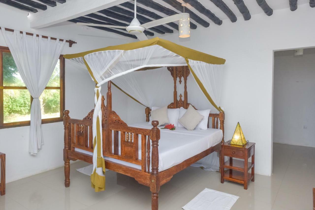 Pearl Beach Resort & Spa Zanzibar 5*