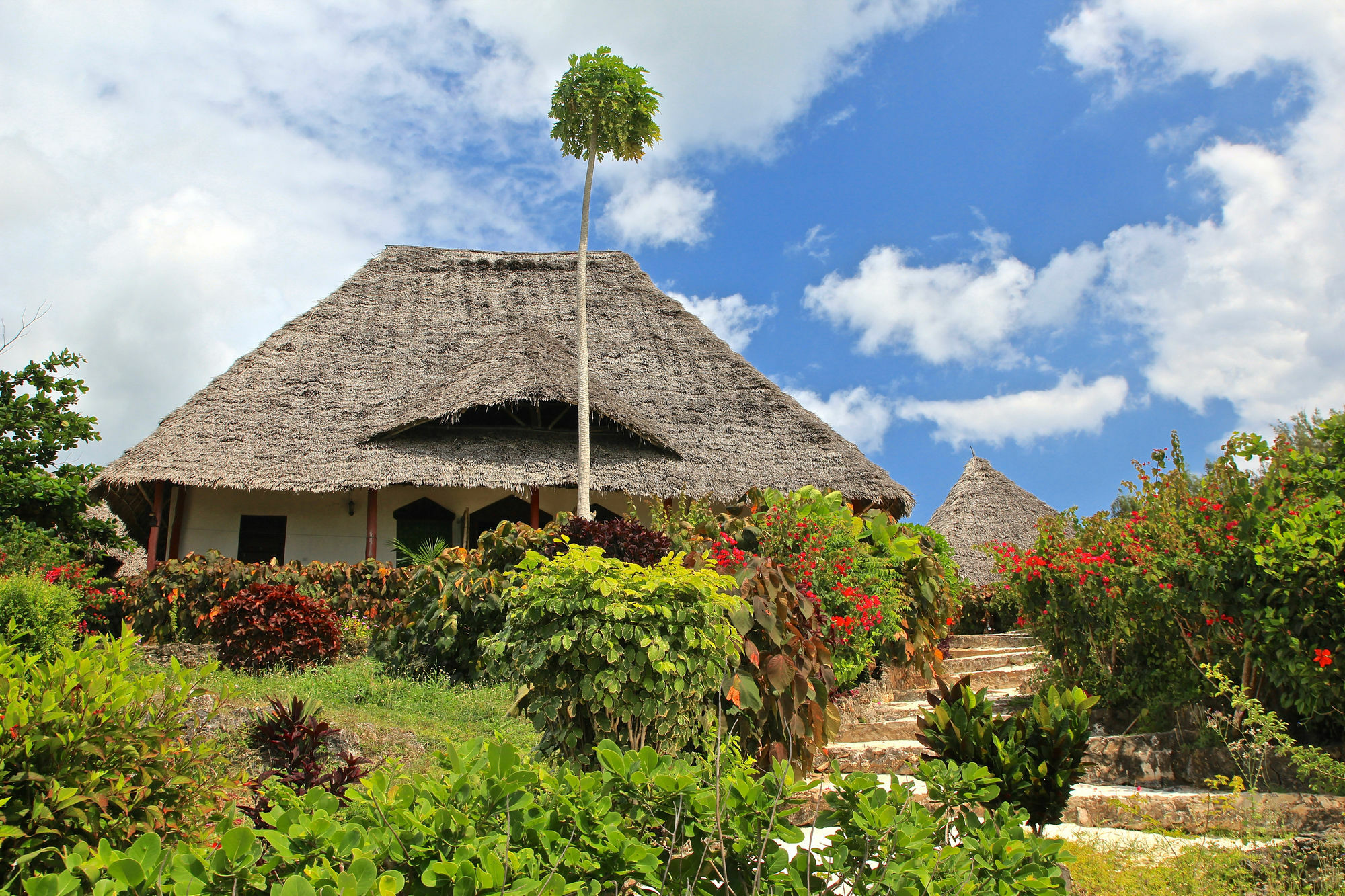 Lodge Sazani And Tidal Lounge *
