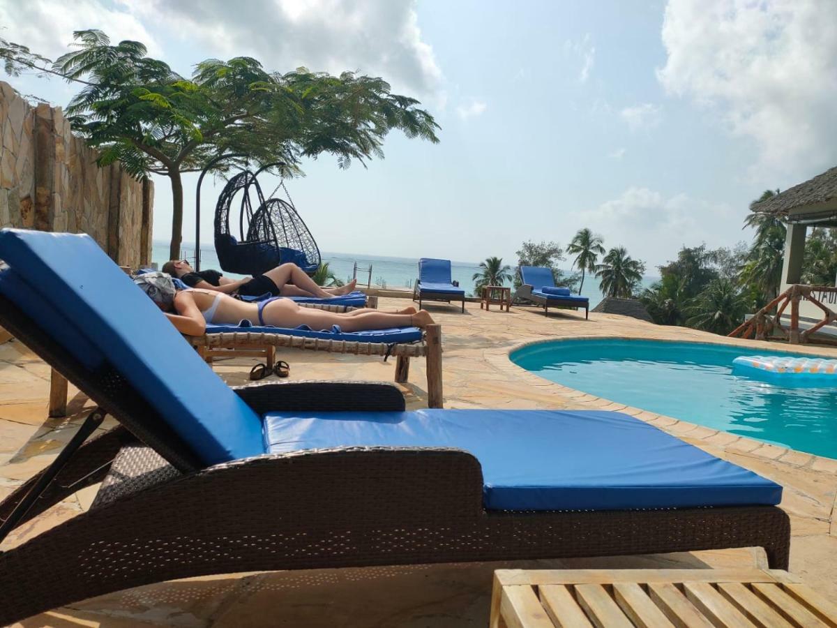 Sea Crest 3* Kiwengwa (Zanzibar)