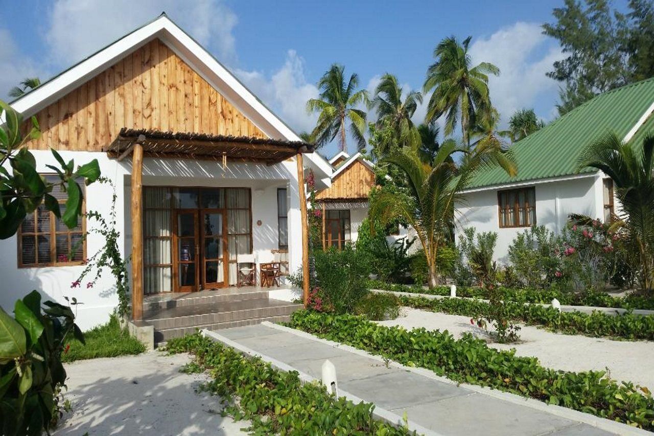 Kisiwa On The 4* Paje