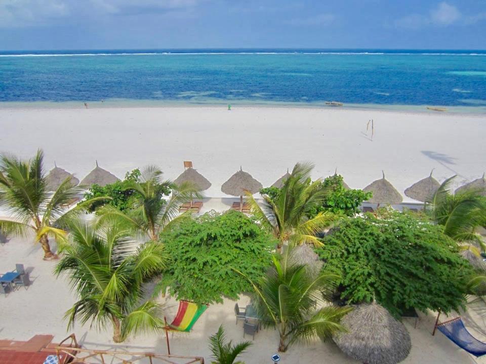 Hotel Mandhari Matemwe 4*